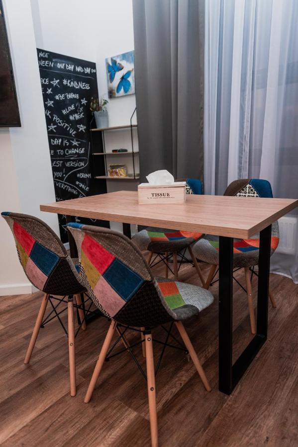 Puzzle Apartaments&Studios Craiova Luaran gambar