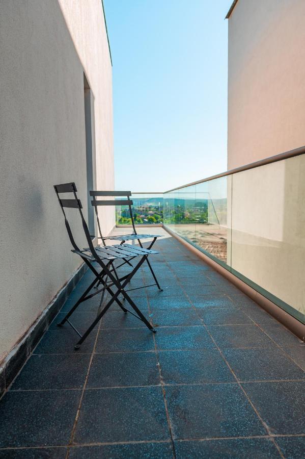 Puzzle Apartaments&Studios Craiova Luaran gambar